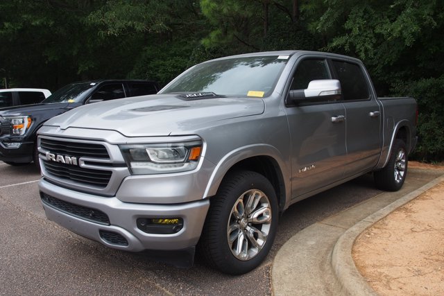 Used 2021 RAM 1500 Laramie w/ Sport Appearance Package AWD/4WD image 4