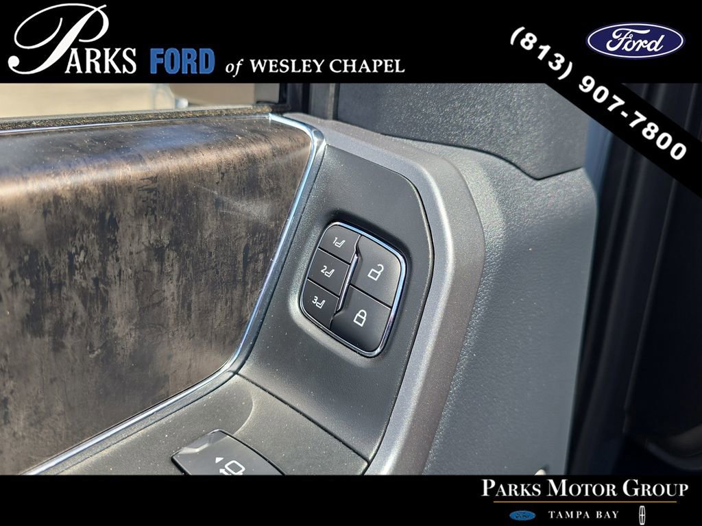 Certified 2025 Ford F250 Lariat w/ Lariat Ultimate Package image 17