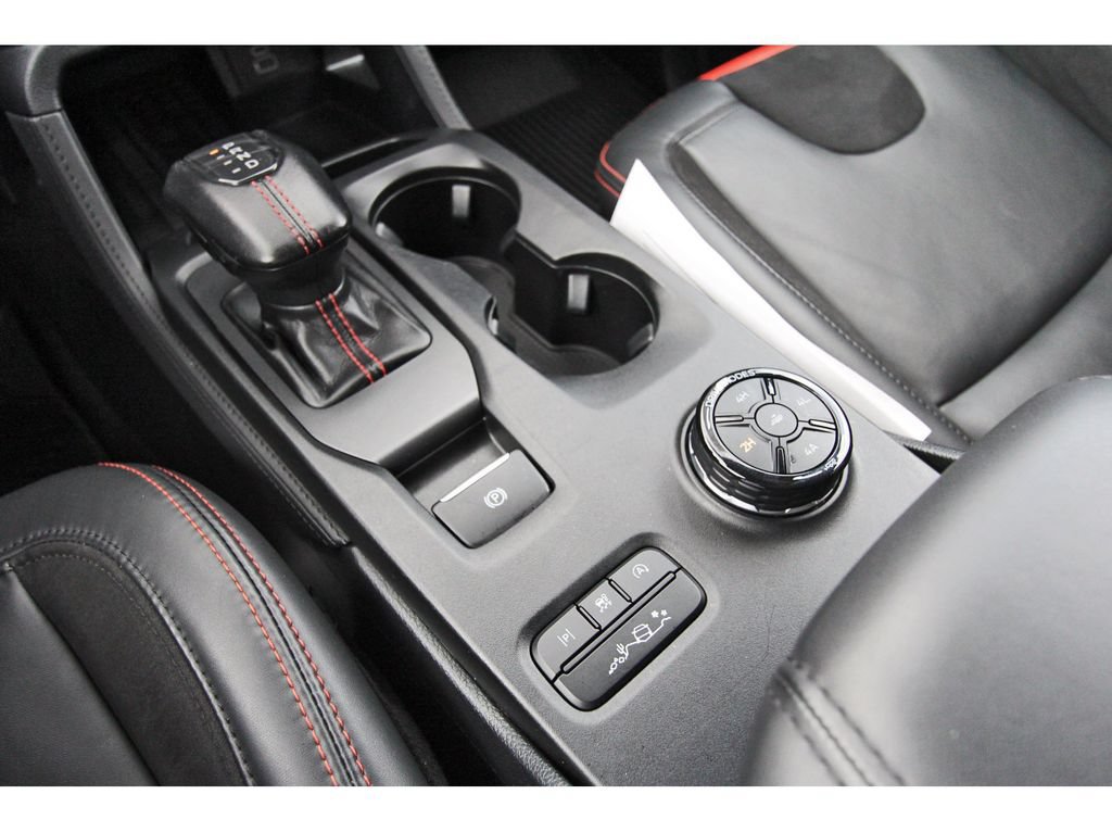 Certified 2025 Ford Ranger Raptor AWD/4WD image 31