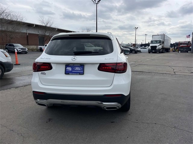 Used 2021 Mercedes-Benz GLC 300 4MATIC image 4