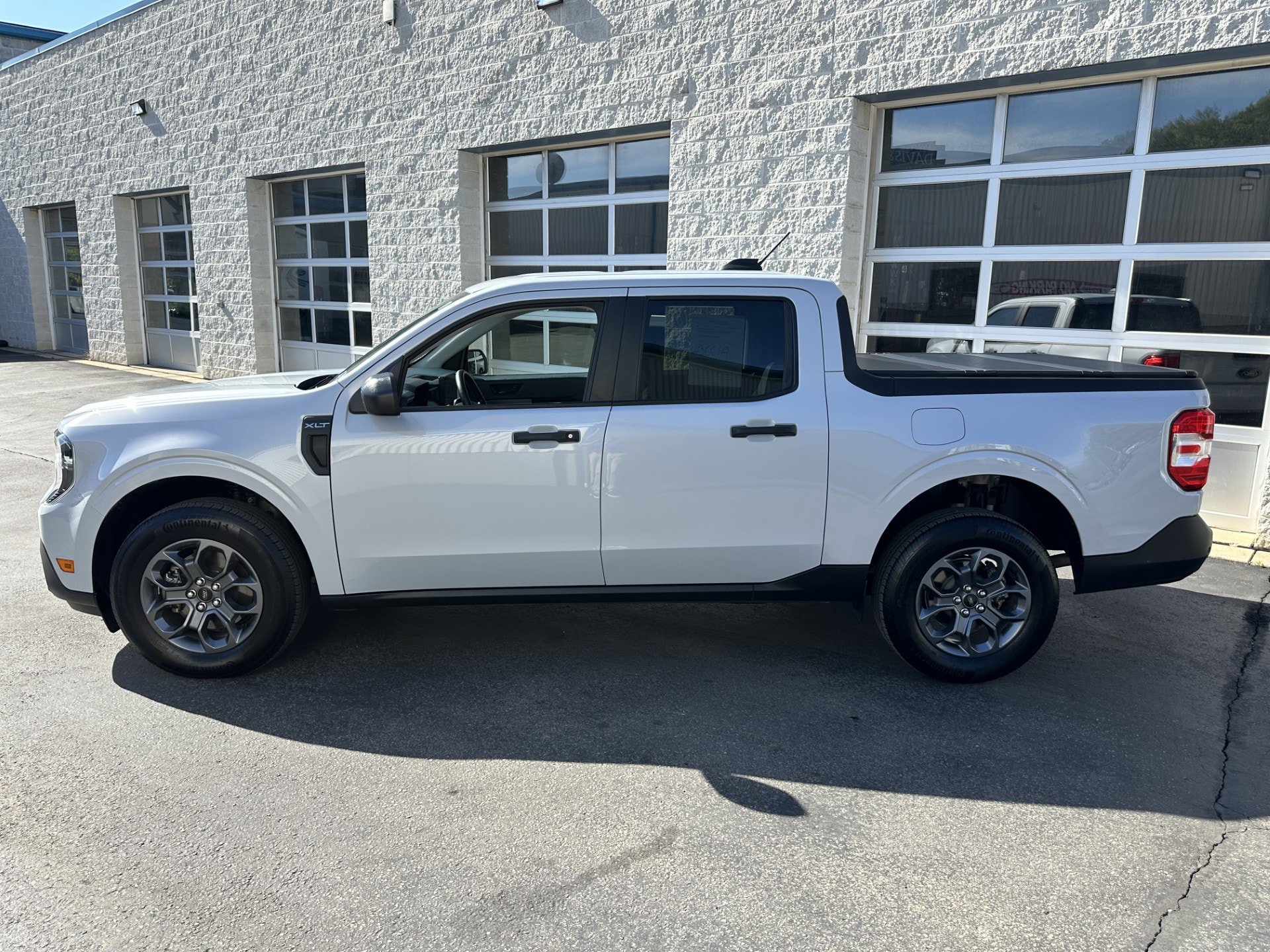 Certified 2026 Ford Maverick XLT w/ 4K Tow Package AWD/4WD image 4