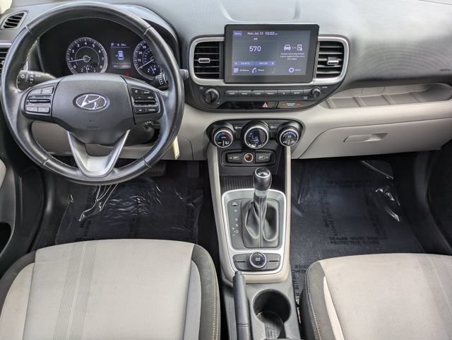 Used 2022 Hyundai Venue SEL FWD image 15