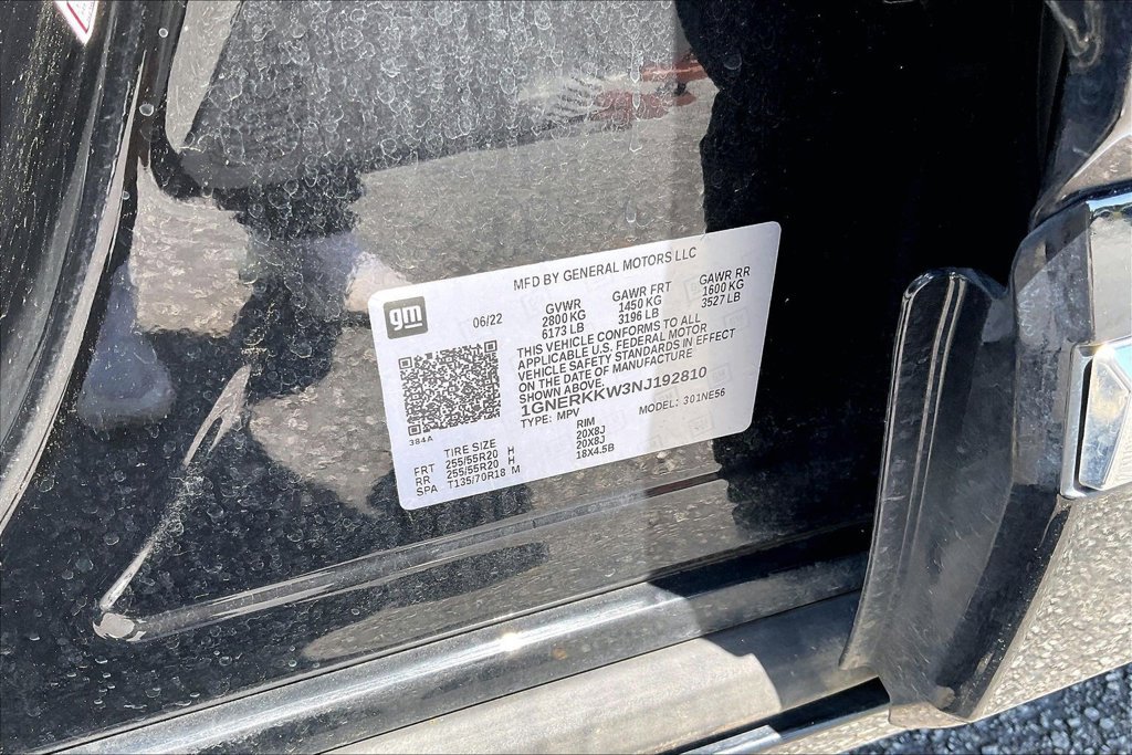 Used 2022 Chevrolet Traverse Premier w/ LPO, Floor Liner Package FWD image 36