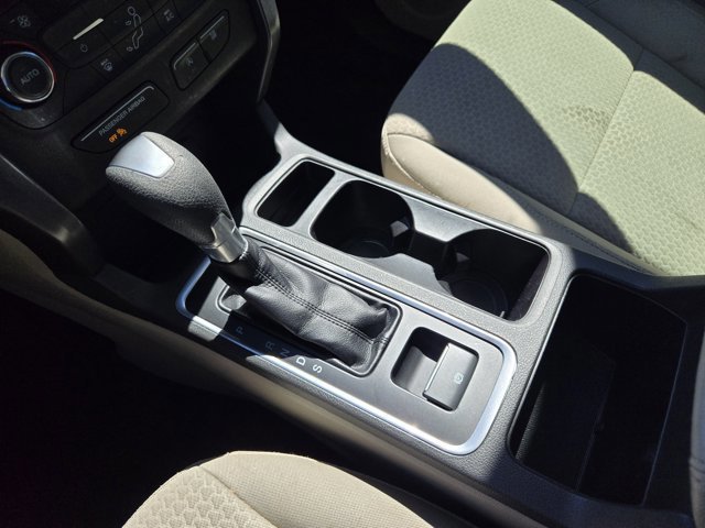 Certified 2017 Ford Escape SE w/ Equipment Group 201A image 19