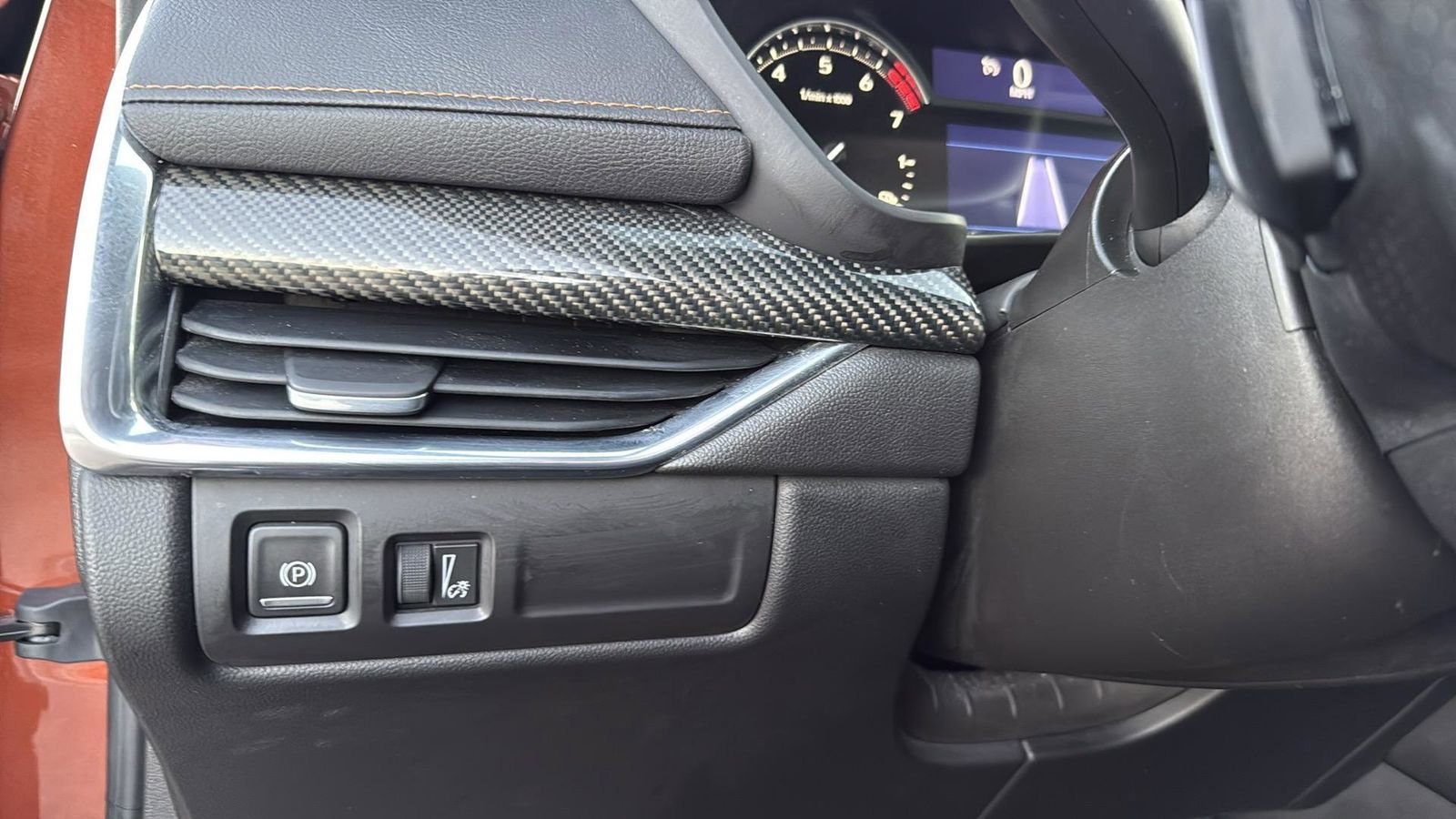 Used 2019 Cadillac XT4 Sport image 18