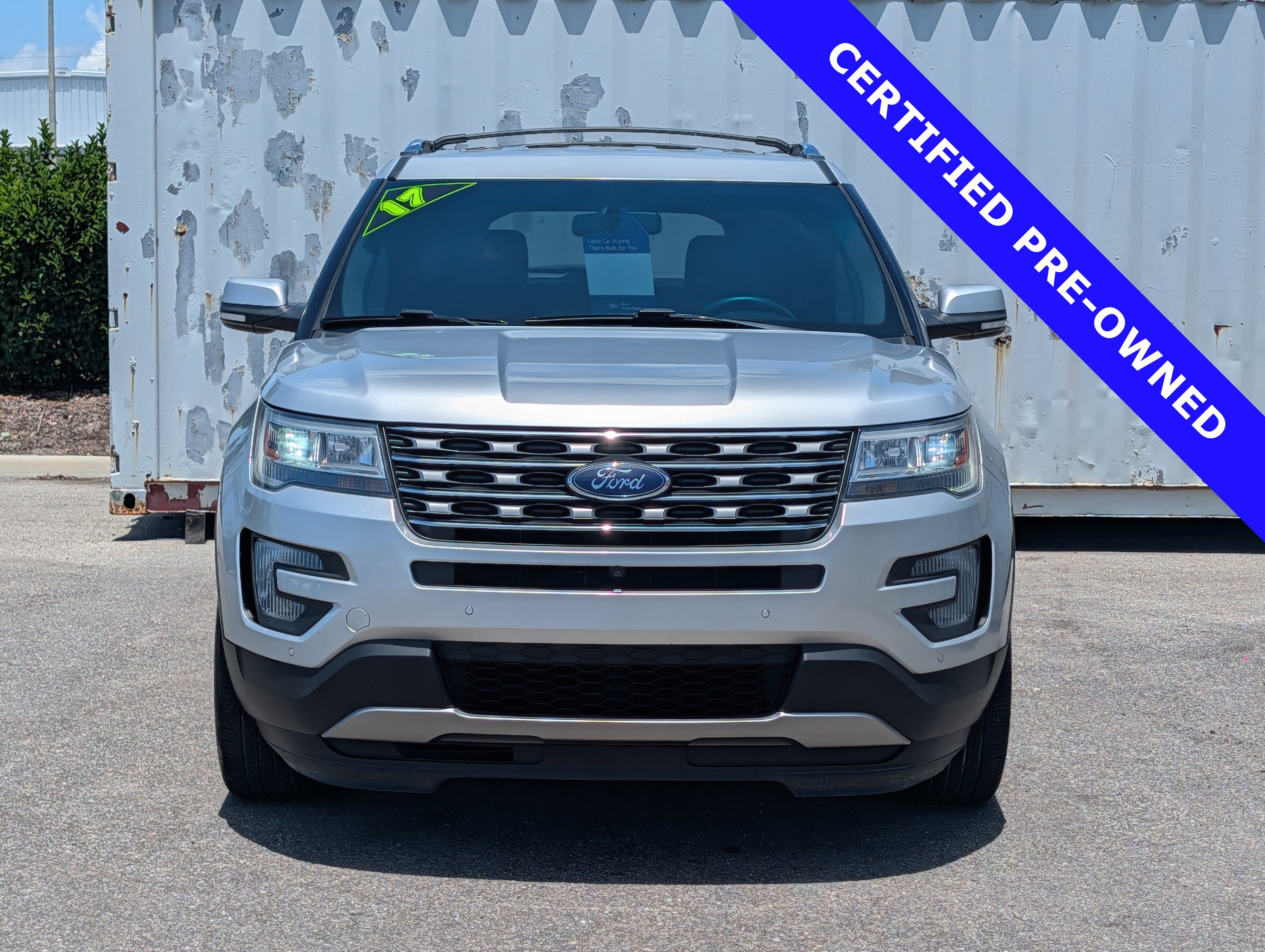 Certified 2017 Ford Explorer Limited AWD/4WD image 8