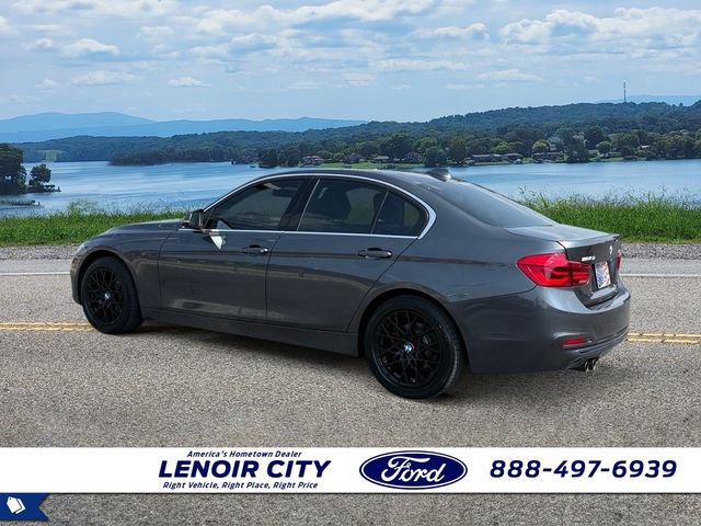 Used 2018 BMW 330i Sedan w/ Convenience Package RWD image 5