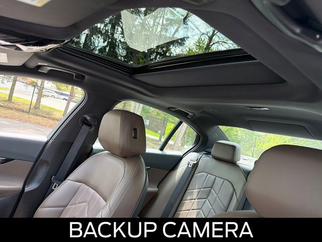 Used 2025 BMW i5 xDrive40 w/ Premium Package AWD/4WD image 23