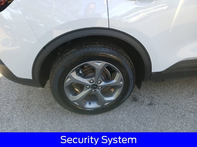 Certified 2025 Ford Escape ST-Line Select AWD/4WD image 11