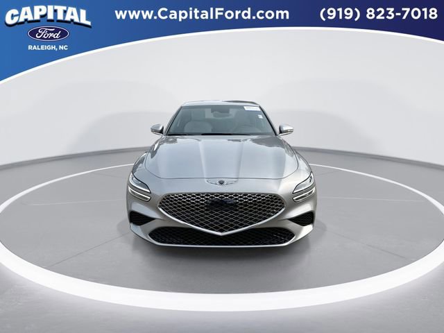 Used 2025 Genesis G70 2.5T image 9
