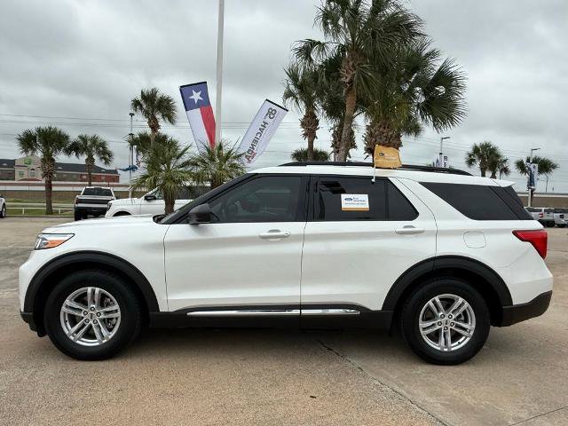 Certified 2024 Ford Explorer XLT RWD image 2