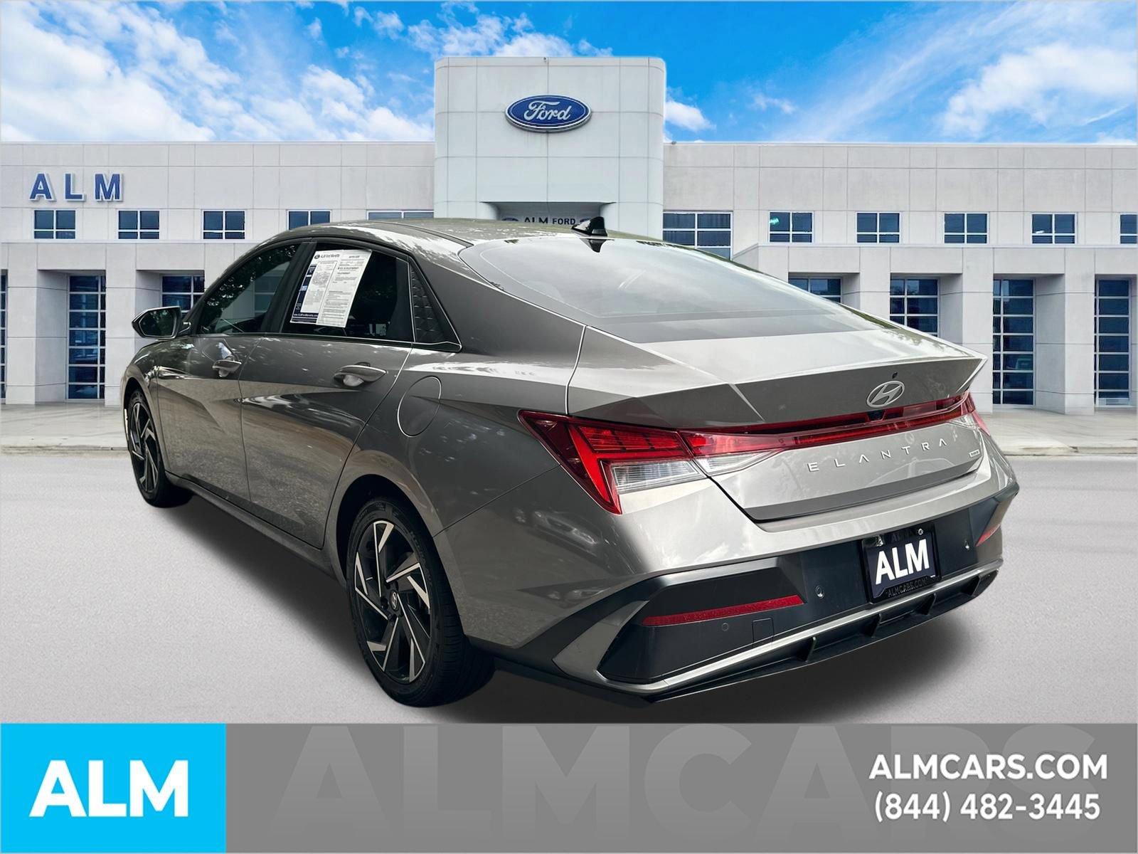 Used 2024 Hyundai Elantra Limited FWD image 8
