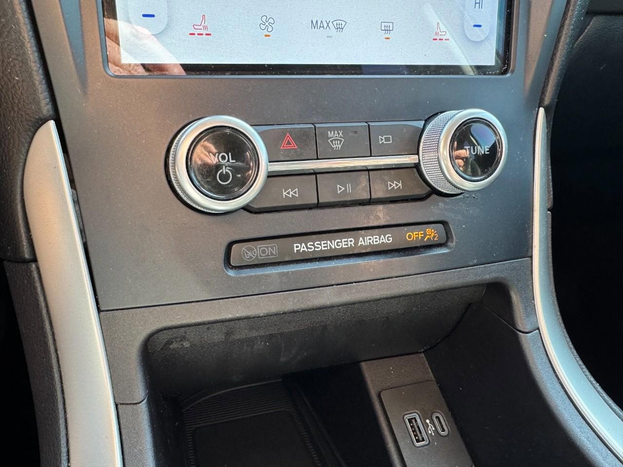 Certified 2023 Ford Edge SEL w/ Sport Appearance Package image 18