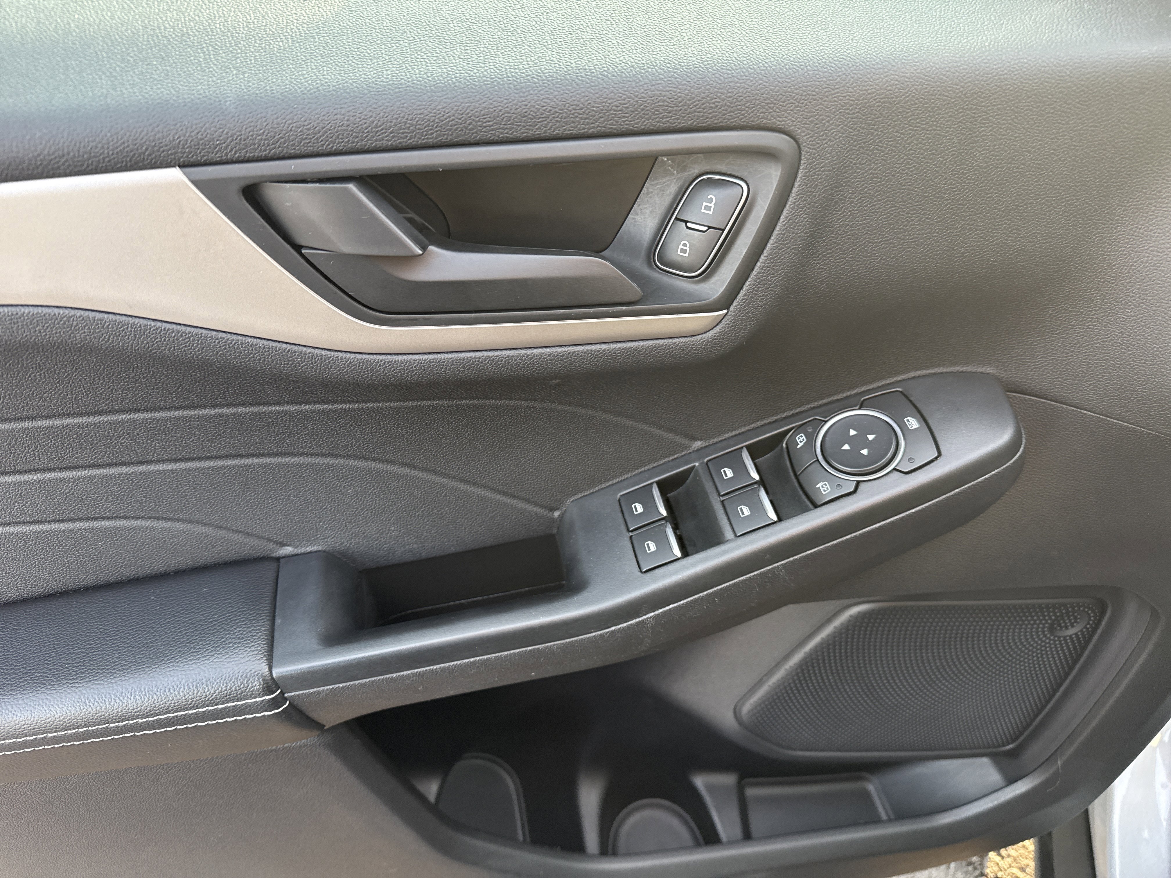 Certified 2022 Ford Escape SE w/ Convenience Package image 16