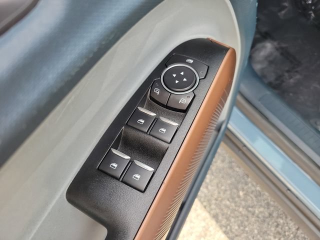 Certified 2022 Ford Maverick Lariat w/ Lariat Luxury Package FWD image 23