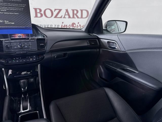 Used 2017 Honda Accord Sport image 25