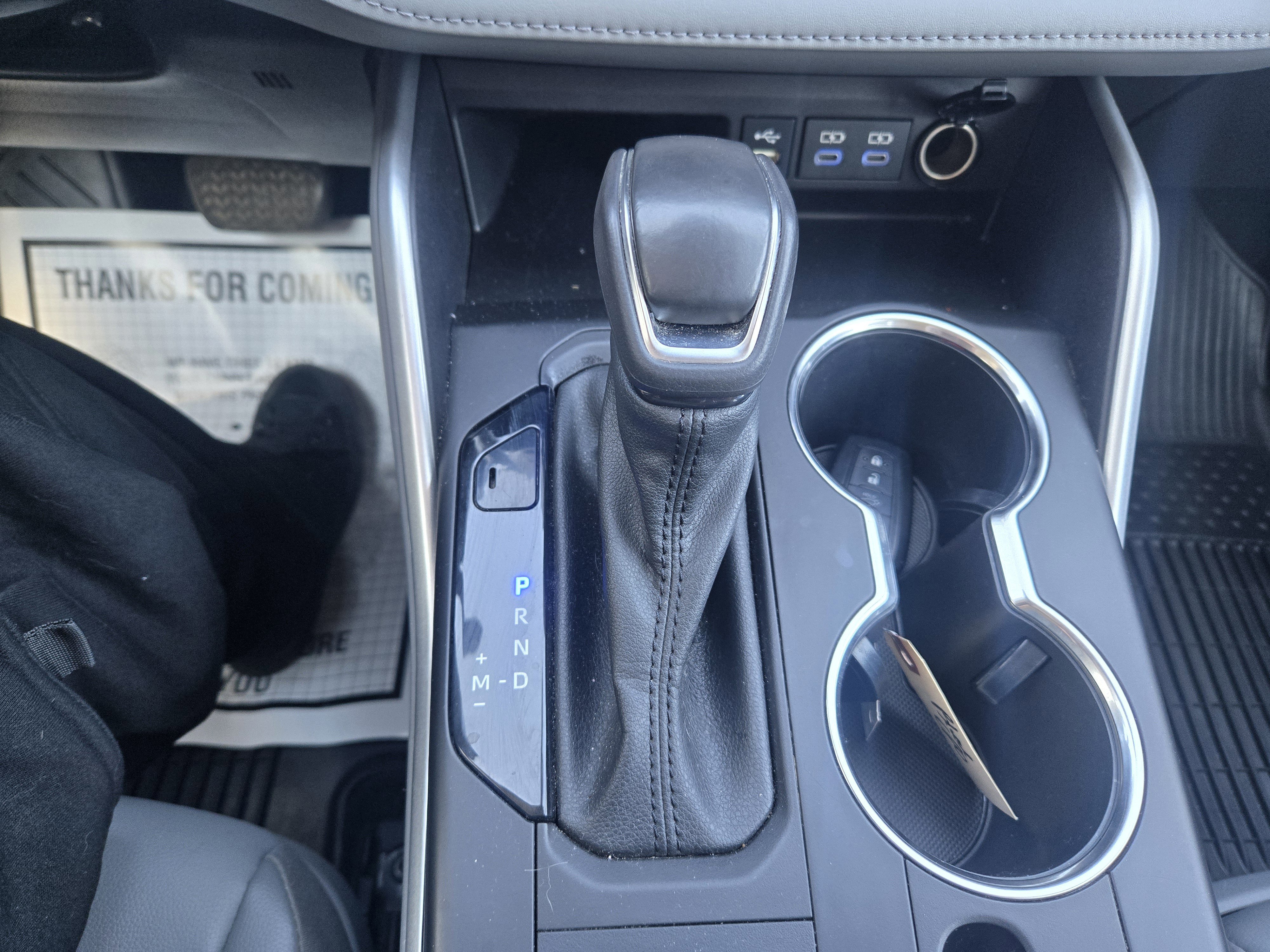 Used 2022 Toyota Highlander XLE AWD/4WD image 22