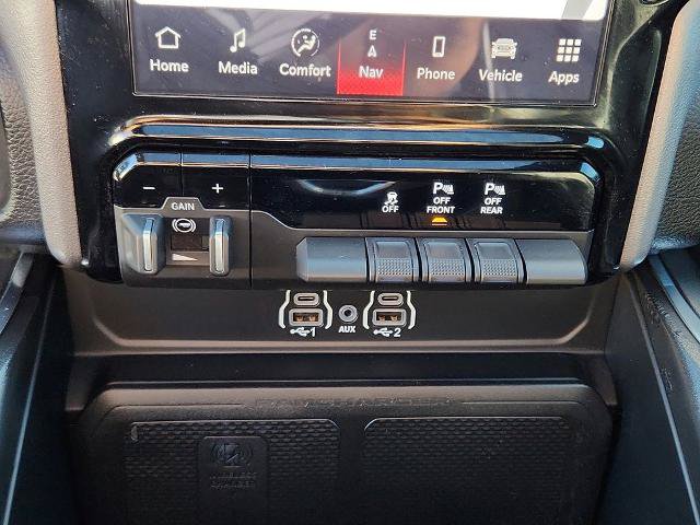 Used 2025 RAM 1500 Laramie w/ Laramie Southwest Edition AWD/4WD image 32