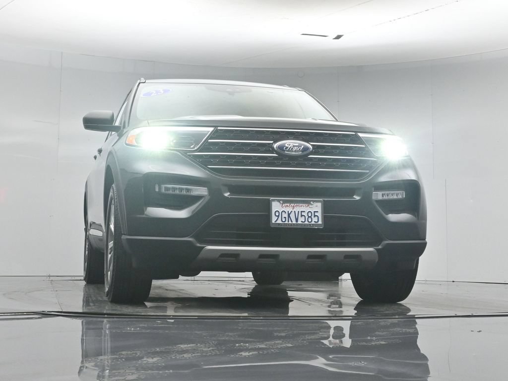 Certified 2023 Ford Explorer XLT w/ Equipment Group 202A AWD/4WD image 49