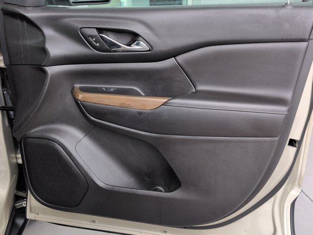 Used 2017 GMC Acadia SLE w/ Driver Alert Package I FWD image 32