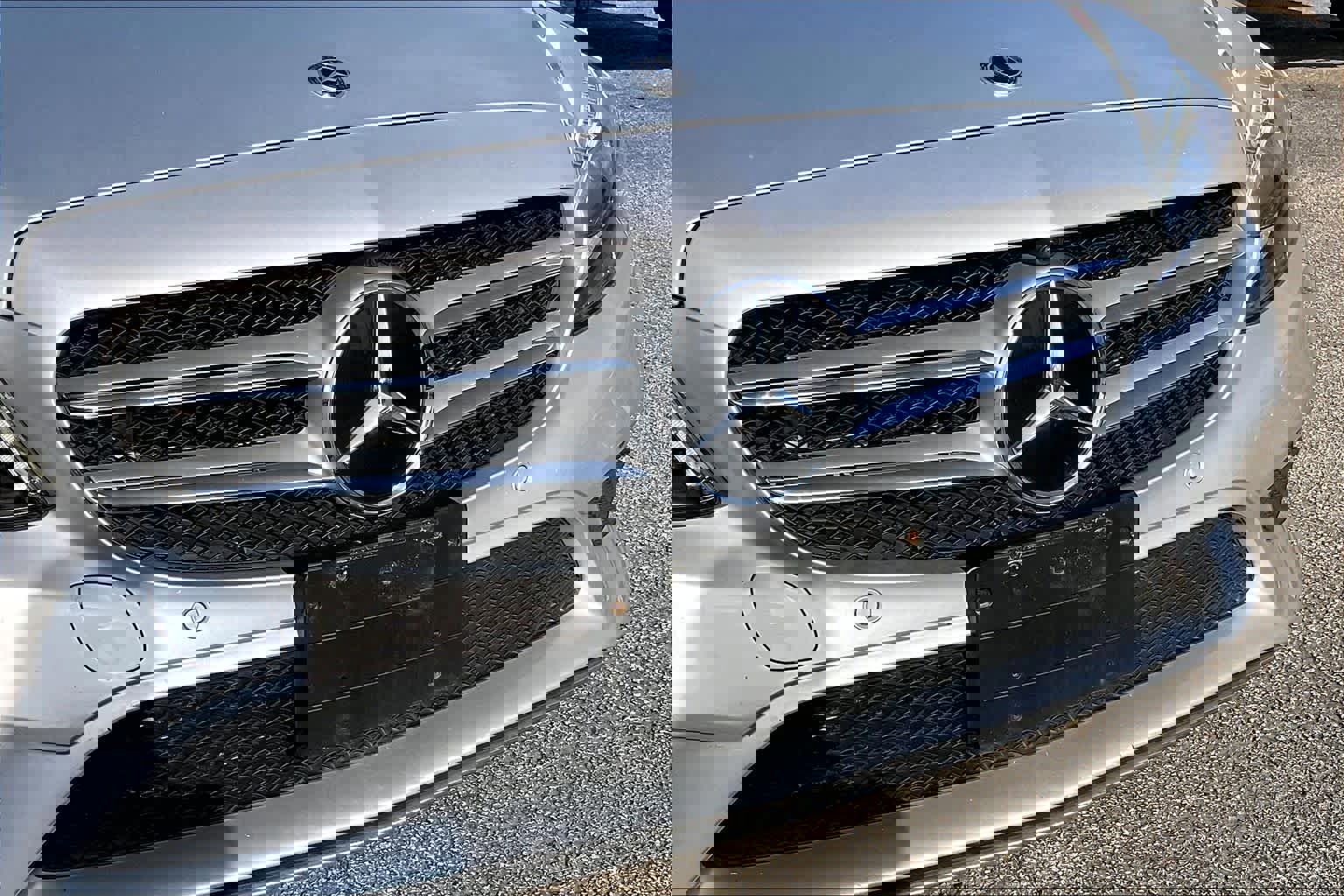 Used 2020 Mercedes-Benz C 300 4MATIC Sedan image 25