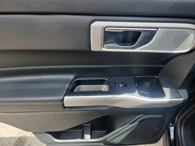 Certified 2024 Ford Explorer Limited w/ Limited Technology Package AWD/4WD image 27