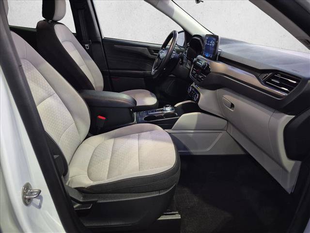Certified 2025 Ford Escape Active w/ Cold Weather Package AWD/4WD image 20