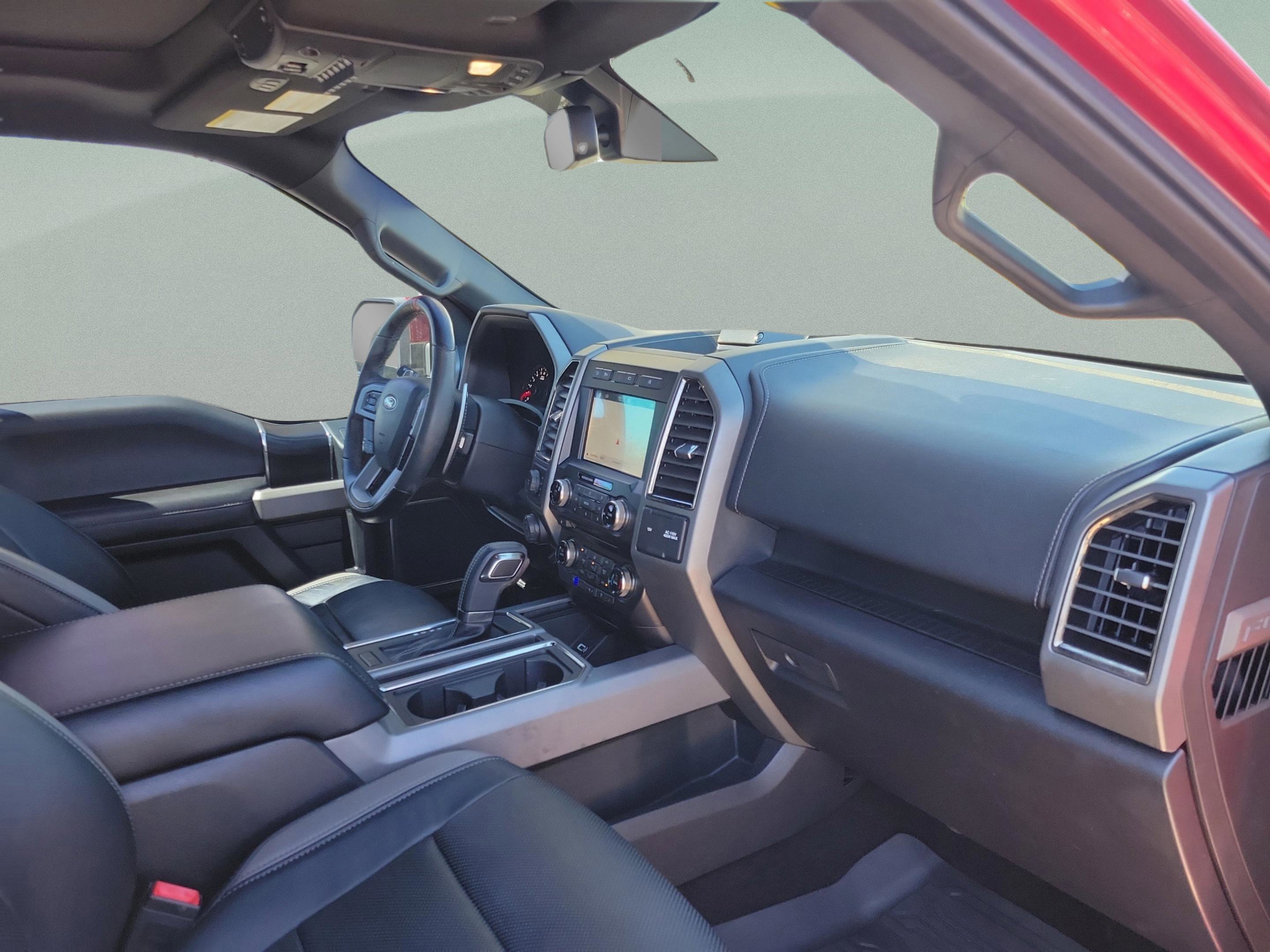 Certified 2018 Ford F150 Raptor w/ Equipment Group 802A Luxury image 31