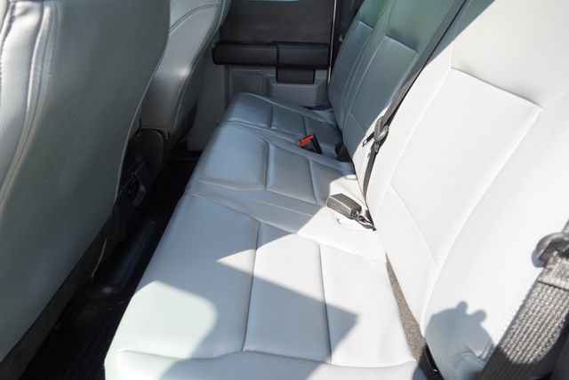 Certified 2025 Ford F250 XL AWD/4WD image 18