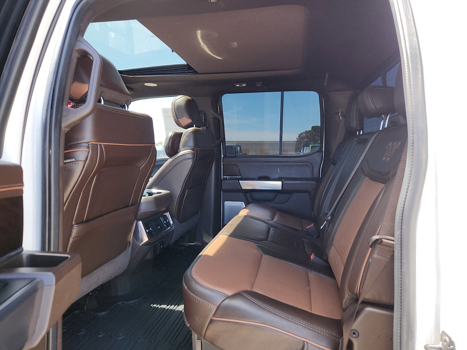Certified 2024 Ford F350 King Ranch image 9