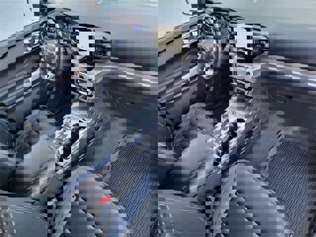 Certified 2022 Ford Explorer XLT w/ Equipment Group 202A image 26