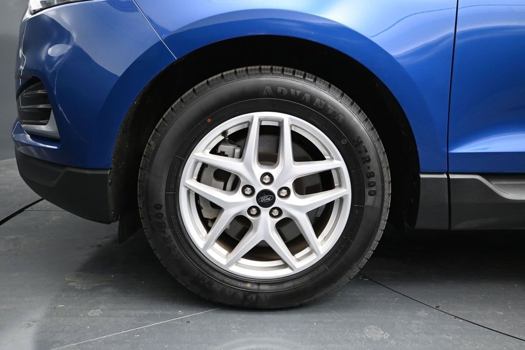 Certified 2024 Ford Edge SEL AWD/4WD image 18