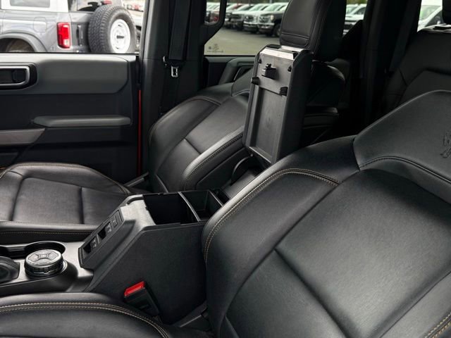 Certified 2023 Ford Bronco Badlands w/ Sasquatch Package AWD/4WD image 29