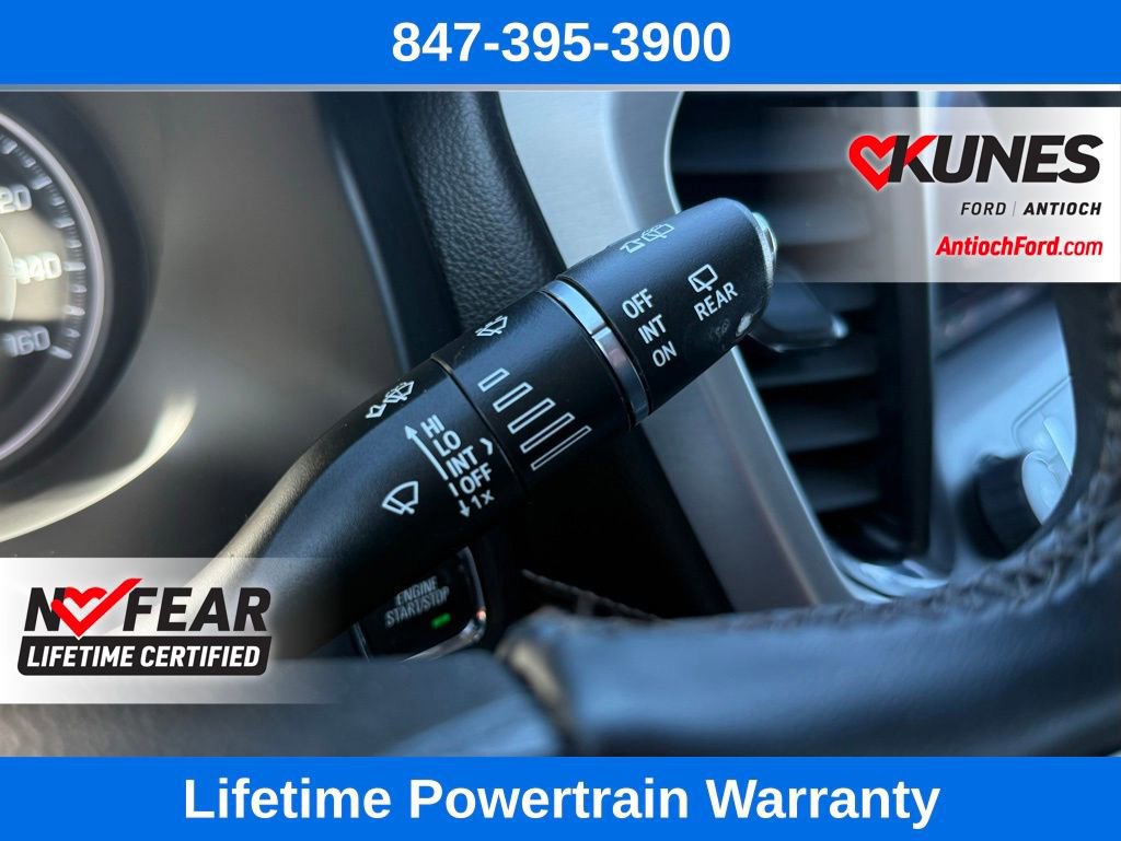 Used 2023 GMC Acadia SLT image 39