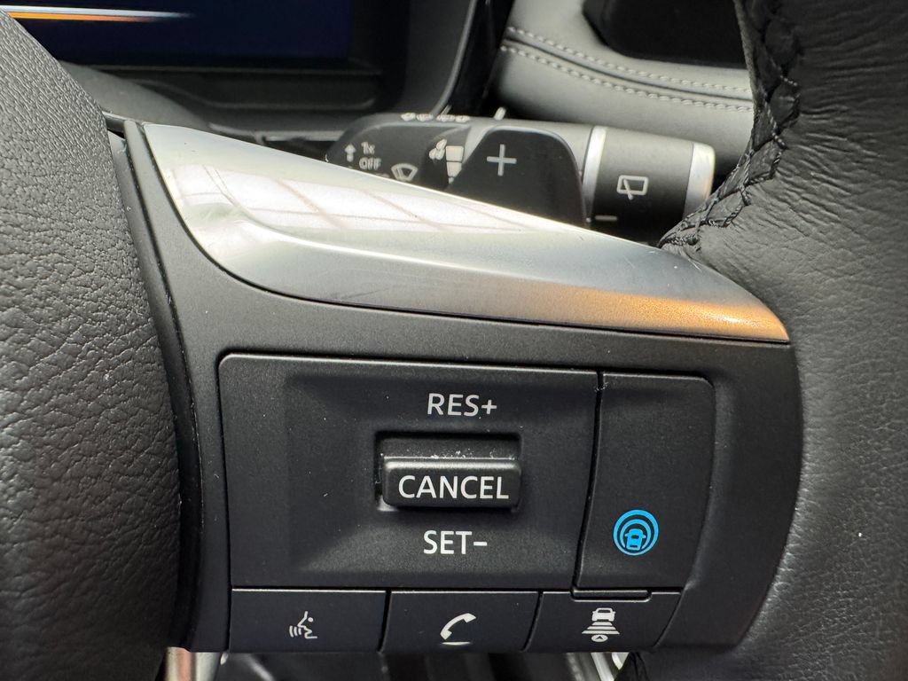 Used 2023 INFINITI QX60 Luxe w/ Performance Audio Package AWD/4WD image 16
