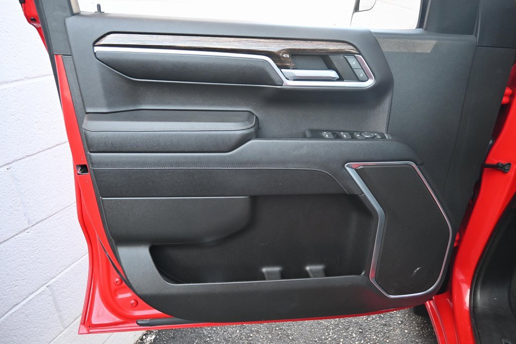 Used 2023 GMC Sierra 1500 SLE image 18