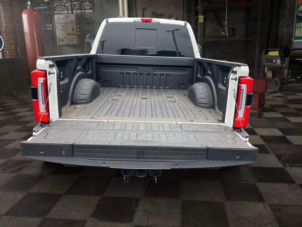 Certified 2024 Ford F250 Platinum AWD/4WD image 10