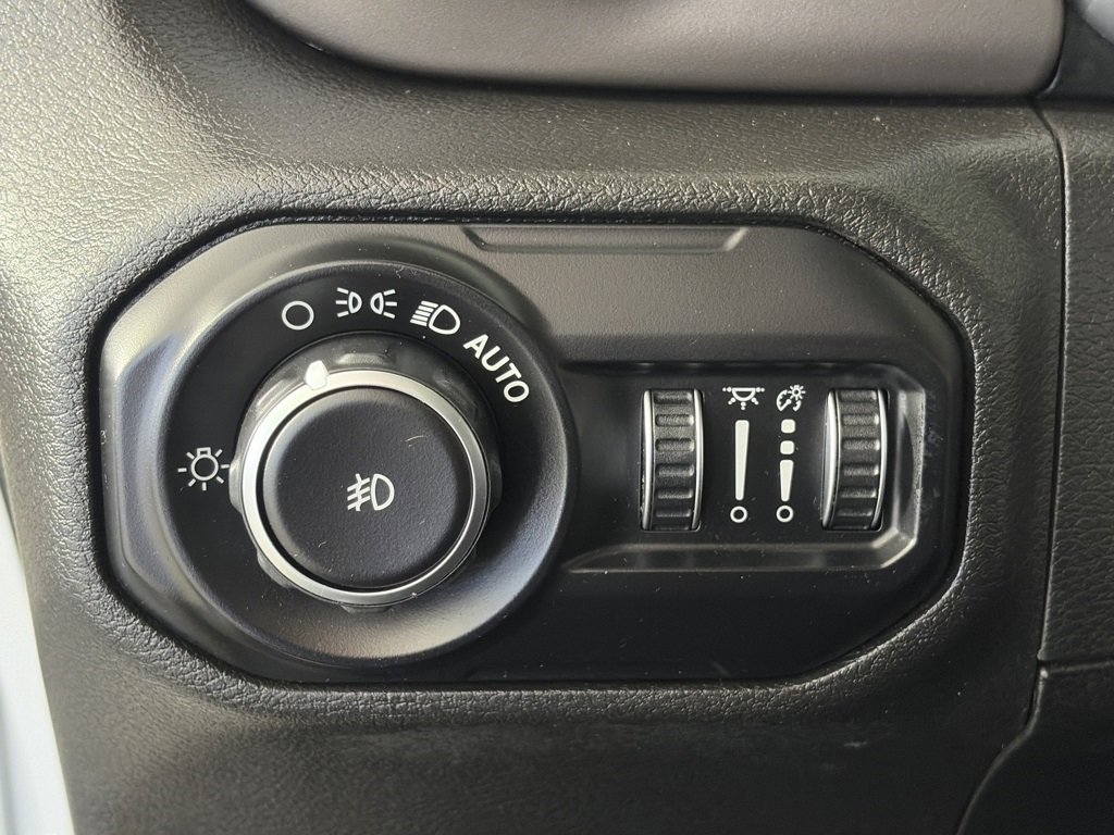 Used 2018 Jeep Wrangler Unlimited Sport S image 26