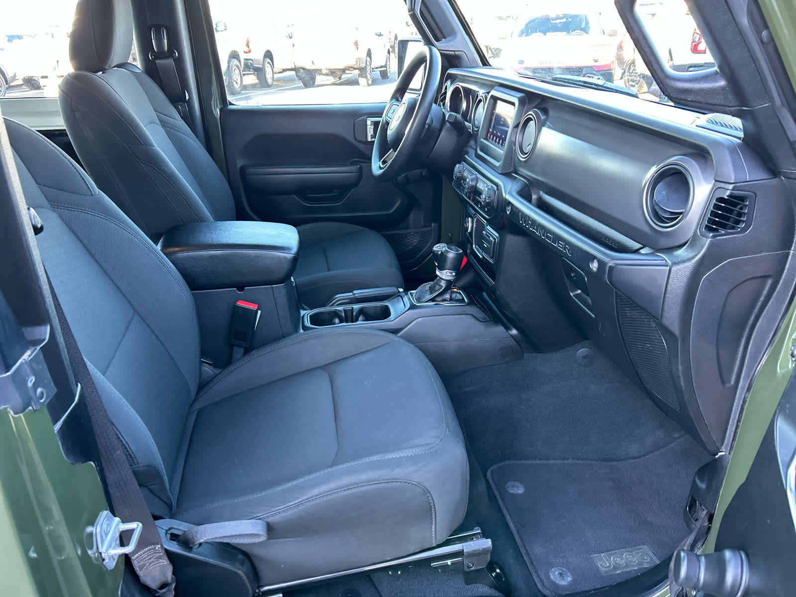 Used 2022 Jeep Wrangler Sport image 30