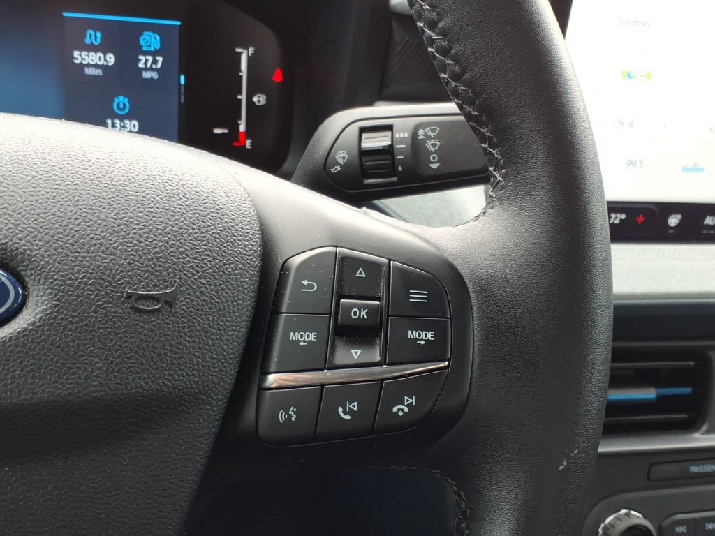 Certified 2025 Ford Maverick XLT w/ XLT Luxury Package AWD/4WD image 20