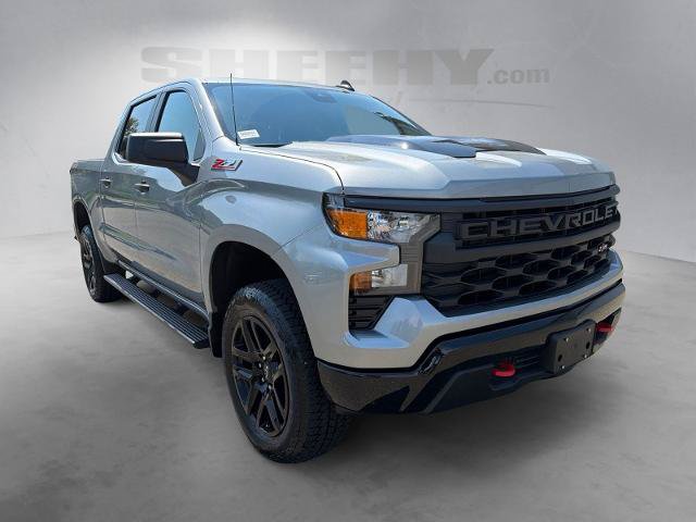 Used 2026 Chevrolet Silverado 1500 Custom Trail Boss AWD/4WD image 2