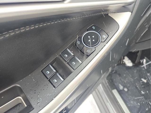 Certified 2023 Ford Explorer Limited image 11
