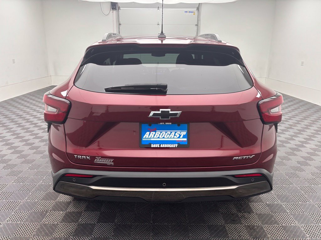 Used 2024 Chevrolet Trax ACTIV w/ Driver Confidence Package FWD image 9