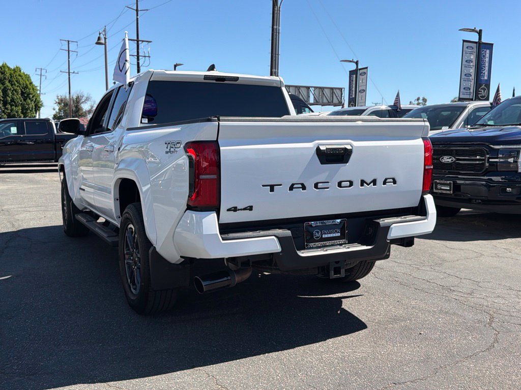 Used 2025 Toyota Tacoma TRD Sport AWD/4WD image 10