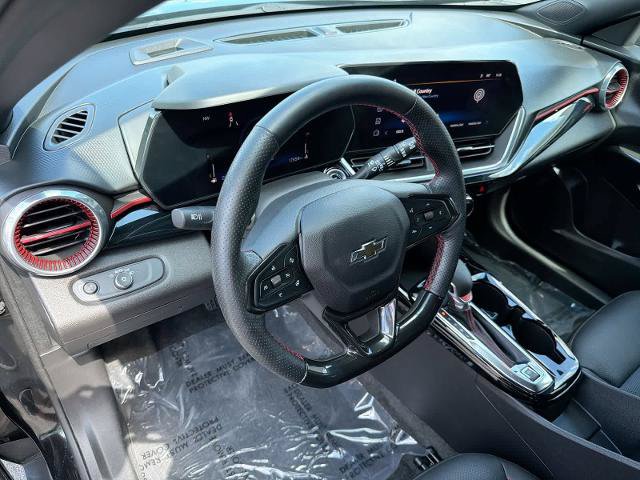 Used 2024 Chevrolet Trax RS w/ Driver Confidence Package FWD image 10