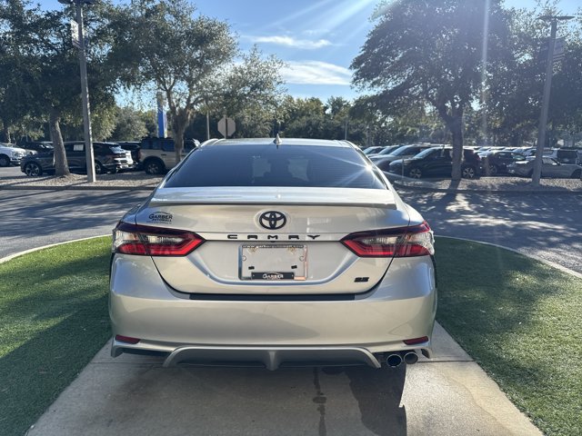 Used 2023 Toyota Camry SE FWD image 4