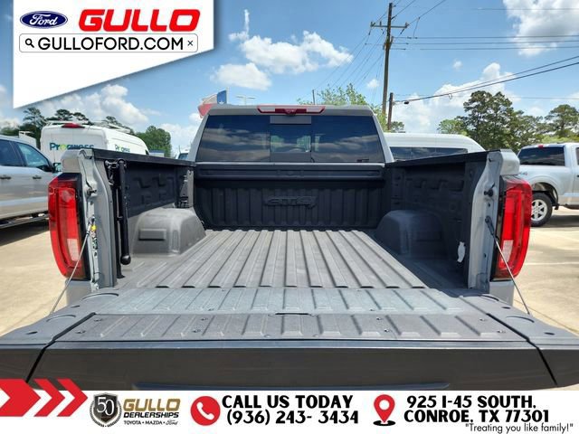 Used 2024 GMC Sierra 1500 AT4 w/ Technology Package image 10