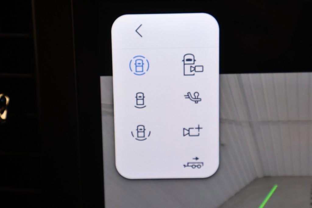 Certified 2024 Ford F150 Platinum w/ Equipment Group 702A High image 38