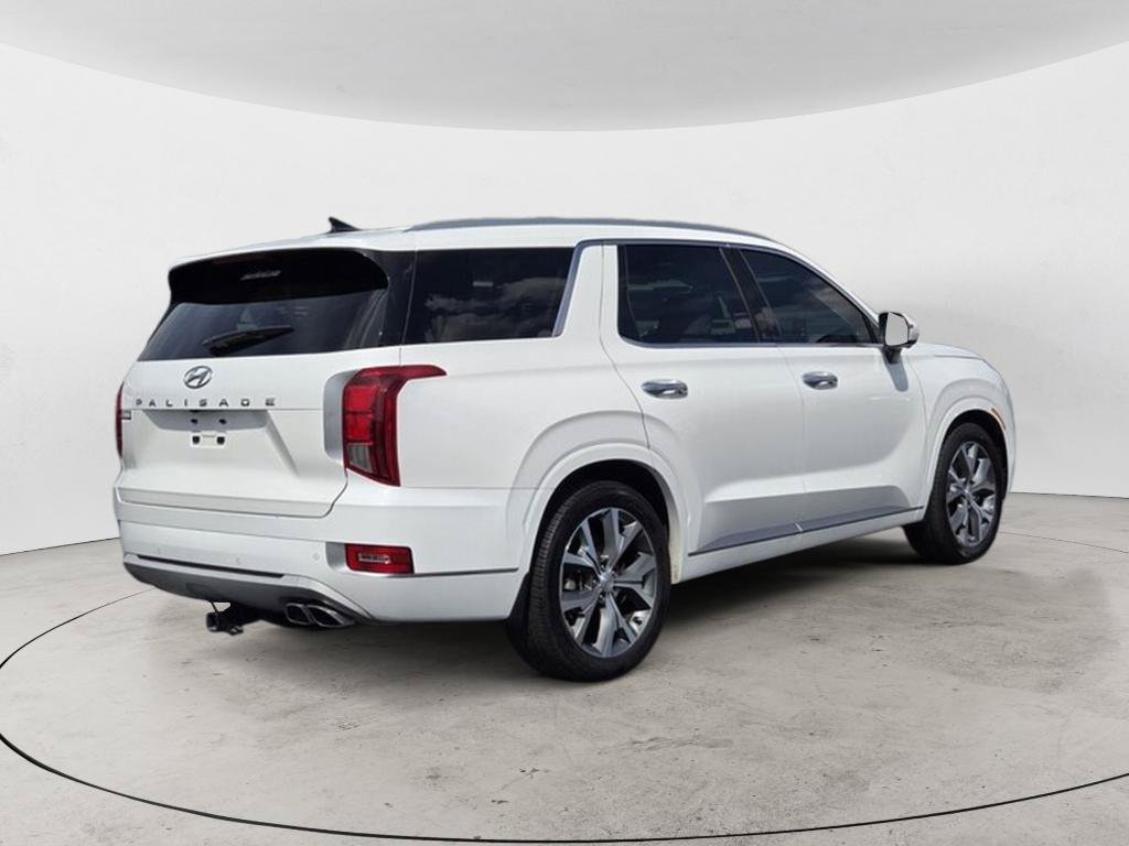 Used 2022 Hyundai Palisade Limited FWD image 3