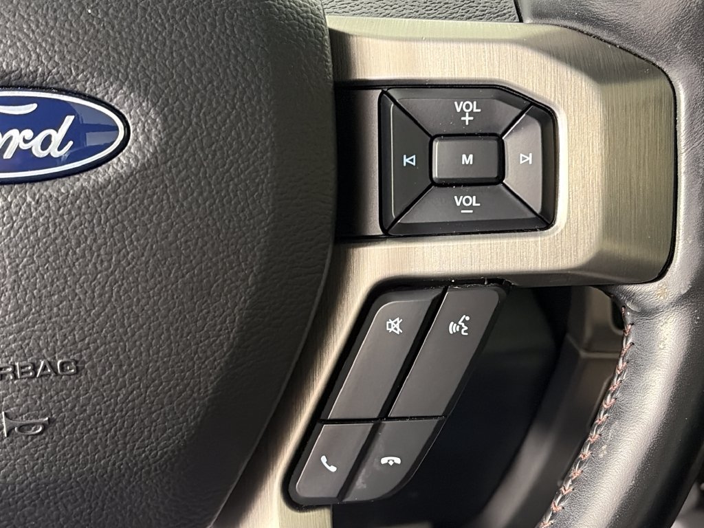 Certified 2022 Ford F350 Platinum w/ Tremor Off-Road Package AWD/4WD image 18